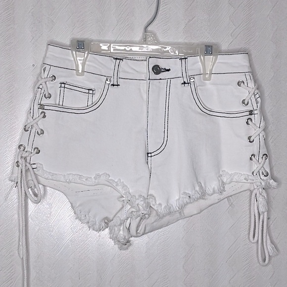 ❤️ 🆕 FOREVER 21 Shorts Size S - Picture 2 of 4